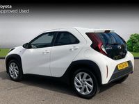 Used Toyota Aygo X PURE 72 HP (52 kW) 2024 Pure white SUV