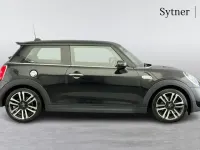 Used Mini Cooper S Exclusive 189 HP (139 kW) 2019 Black Hatchback