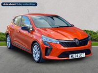 Used Renault Clio V Evolution 90 HP (66 kW) 2024 Orange  Hatchback