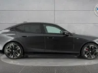 Usado BMW i5 Comfort Edition 436 kW (593 CV) 2024 Gris