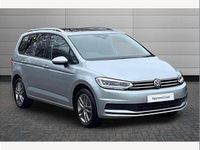 Usado VW Touran Match 150 HP (110 kW) 2025 Prateado Monovolume