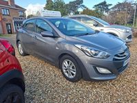 Begagnad Hyundai i30 Active 109 HK (80 kW) 2014 Grå Halvkombi