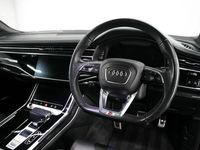 Used Audi Q8 Advanced 286 HP (210 kW) 2019 Black SUV
