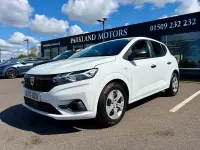 Gebraucht Dacia Sandero Essentiel 2021 Weiß Kleinwagen