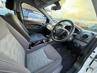 Usado Ford Ka Plus Zetec 85 HP (62 kW) 2016 Branco Citadino