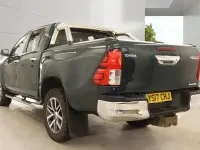 Used Toyota HiLux 150 HP (110 kW) 2017 Green Pickup