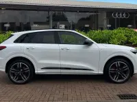 Used Audi Q5 Advanced 204 HP (150 kW) 2025 White SUV