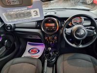 Używany Mini Cooper Hatch 134 KM (98 kW) 2017 Szary Hatchback