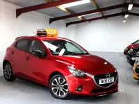 Used Mazda 2 Inclusive 88 HP (64 kW) 2016 Red Hatchback