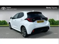 Used Toyota Yaris 116 HP (85 kW) 2023 White Hatchback