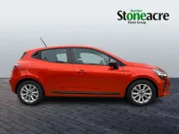 New Renault Clio V Evolution 88 HP (64 kW) 2025 Orange Hatchback