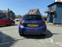 Używany Peugeot 208 GT-line 100 KM (73 kW) 2016 Niebieski Hatchback