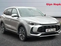 Used MG ZS Trophy 2025 Silver Hatchback