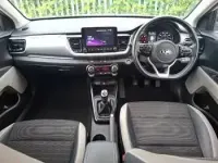 Used Kia Stonic 118 HP (86 kW) 2021 White SUV