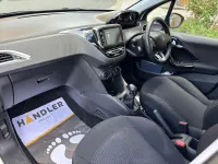 Used Peugeot 208 Active 2018 White Hatchback