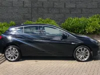 Used Vauxhall Astra Edition 143 HP (105 kW) 2021 Black Hatchback
