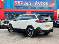 Used Peugeot 5008 Premium 2020 White SUV