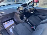 Second-hand Peugeot 208 Allure 2016 Gri Hatchback