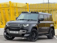 Used Land Rover Defender SE Dynamic 2025 Black SUV