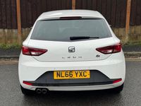 Begagnad Seat Leon FR 2016 Vit Halvkombi