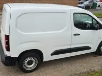 Used Vauxhall Combo Edition 100 HP (73 kW) 2019 Polar white MPV