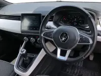 Used Renault Clio SE 90 HP (66 kW) 2022 Grey Hatchback