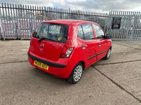 Used Hyundai i10 Classic 78 HP (57 kW) 2010 Red Hatchback