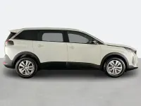 Używany Peugeot 5008 Active+ 130 KM (95 kW) 2023 Biały SUV