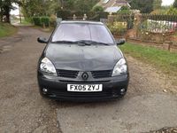 Used Renault Clio II Dynamique 75 HP (55 kW) 2005 Black Hatchback