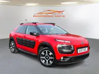 Used Citroën C4 Cactus Flair 98 HP (72 kW) 2017 Red Hatchback