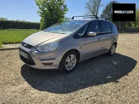 Usado Ford S-MAX Zetec 140 CV (102 kW) 2010 Blanco Monovolumen