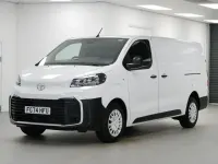 Used Toyota Proace 145 HP (106 kW) 2024 White MPV