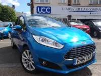 Usado Ford Fiesta Titanium 100 HP (73 kW) 2015 Azul Citadino