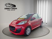 Used Peugeot 107 Active 68 HP (50 kW) 2012 Red Hatchback