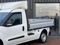 Begagnad Fiat Doblò 2021 Vit Minibuss