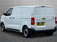 Used Citroën Dispatch 101 HP (74 kW) 2021 White MPV