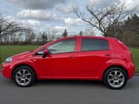 Used Fiat Punto Easy Plus 69 HP (50 kW) 2017 Red Hatchback