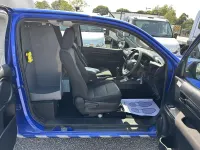 Used Toyota HiLux 150 HP (110 kW) 2018 Blue Pickup