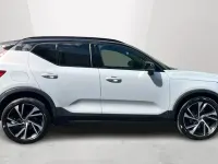Usado Volvo XC40 R-Design Pro 2021 Prateado SUV