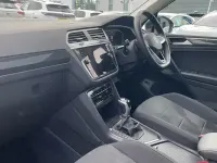 Begagnad VW Tiguan Elegance 150 HK (110 kW) 2023 Blå SUV