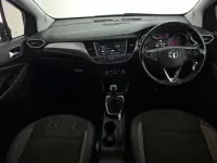 Used Vauxhall Crossland X Elite 81 HP (59 kW) 2019 White SUV