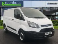 Used Ford Transit Custom 105 HP (77 kW) 2018 White Van