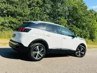 Used Peugeot 3008 Allure 130 HP (95 kW) 2017 White SUV