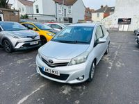 Used Toyota Yaris SR 99 HP (72 kW) 2013 Silver Hatchback