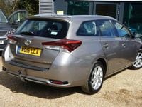 Used Toyota Auris Business Edition 116 HP (85 kW) 2016 Bronze Estate