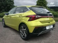 Used Hyundai i20 Premium 99 HP (72 kW) 2025 Green Hatchback