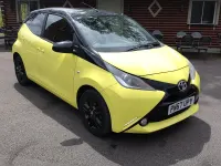 Used Toyota Aygo X-cite 69 HP (50 kW) 2017 Yellow Hatchback