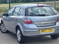 Used Vauxhall Astra Design Edition 2008 Silver Hatchback
