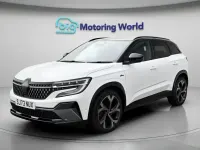 Used Renault Austral Iconic Esprit Alpine 200 HP (147 kW) 2023 White/black SUV