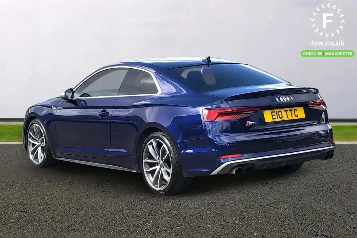 Begagnad Audi A5 Design 272 HK (200 kW) 2017 Blå Sportkupé